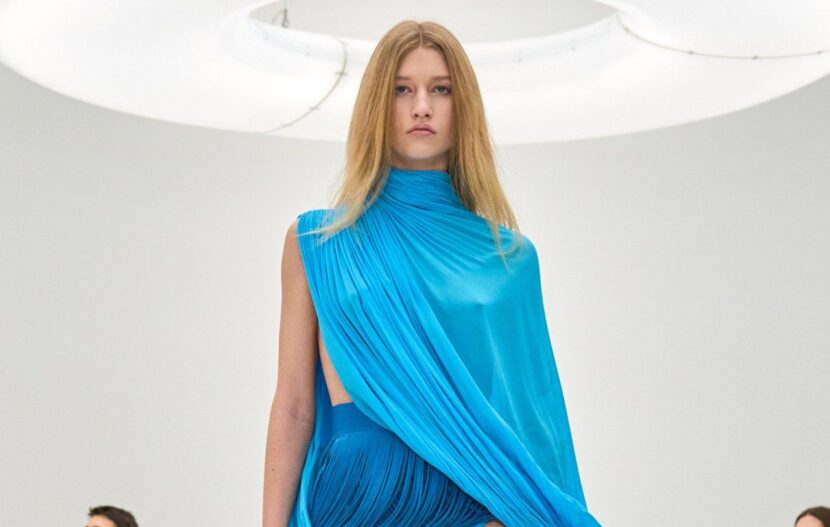 A modernidade da Alaïa na Alta Costura de Paris IMG-20240125-WA0029